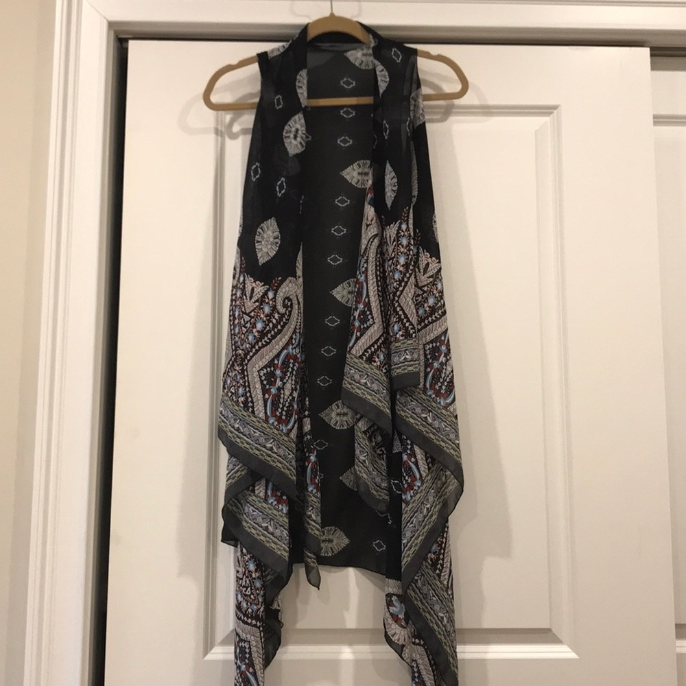 Patterned kimono vest